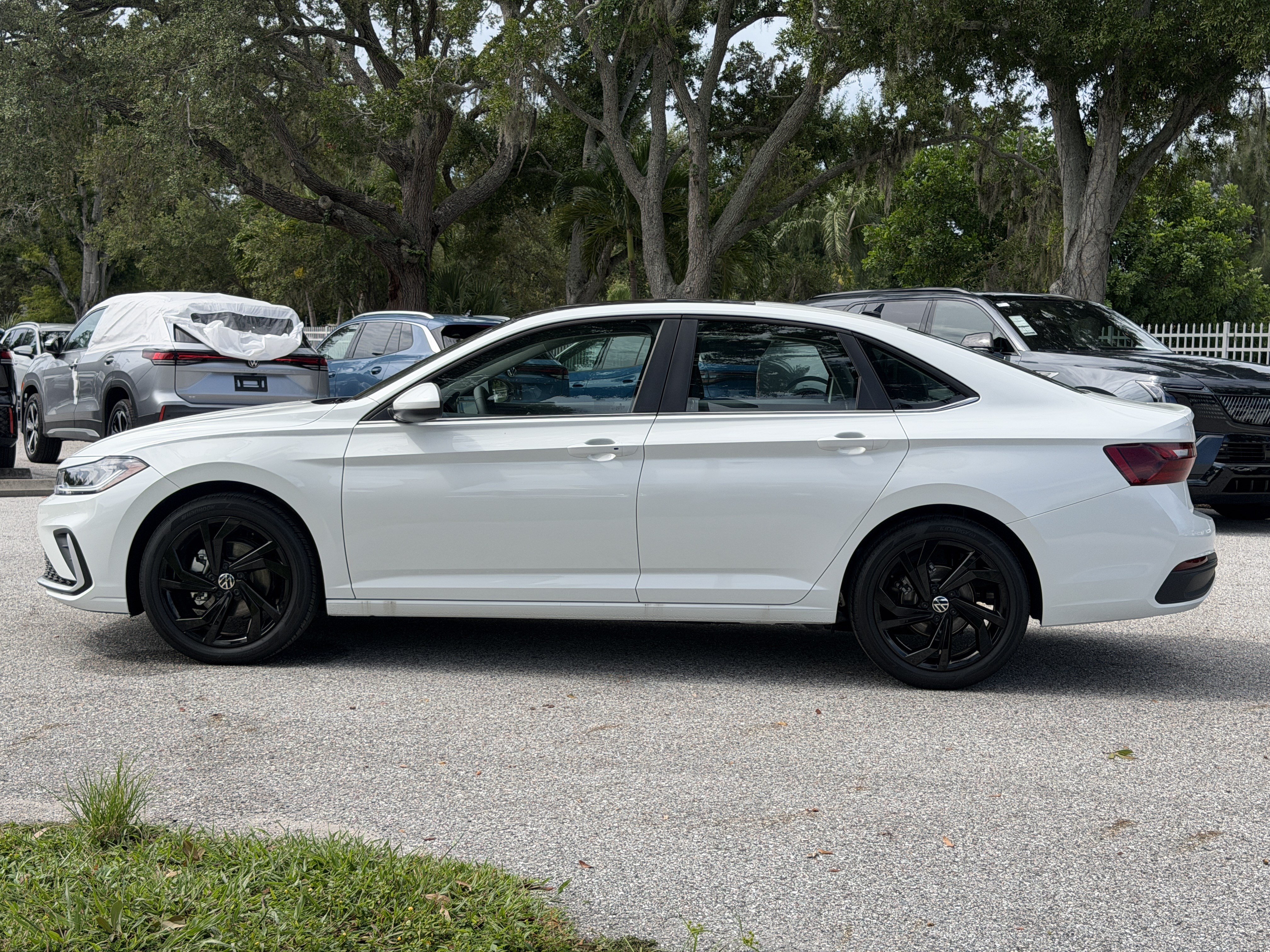 New 2026 Volkswagen Jetta 1.5T SE Sedan