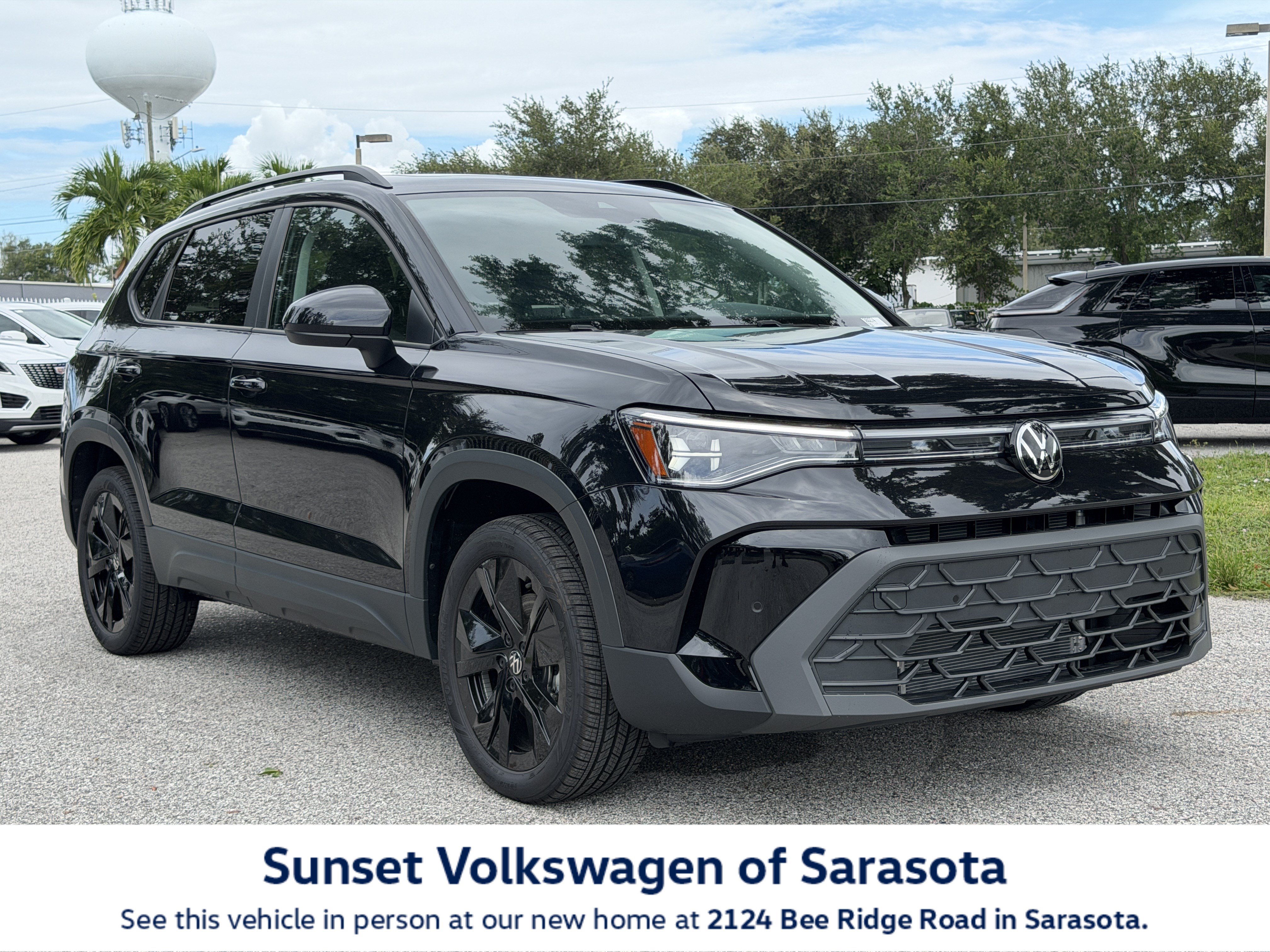 New 2026 Volkswagen Taos 1.5T SE Black SUV
