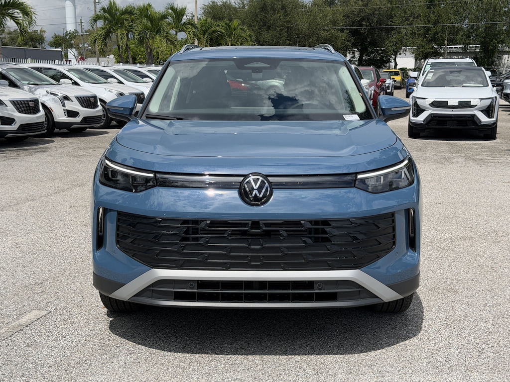 New 2026 Volkswagen Tiguan SE SUV