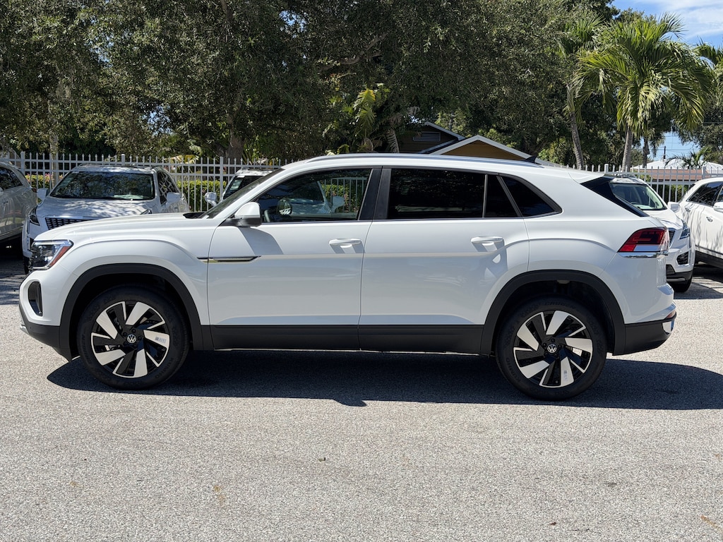 New 2026 Volkswagen Atlas Cross Sport SE w/Technology SUV