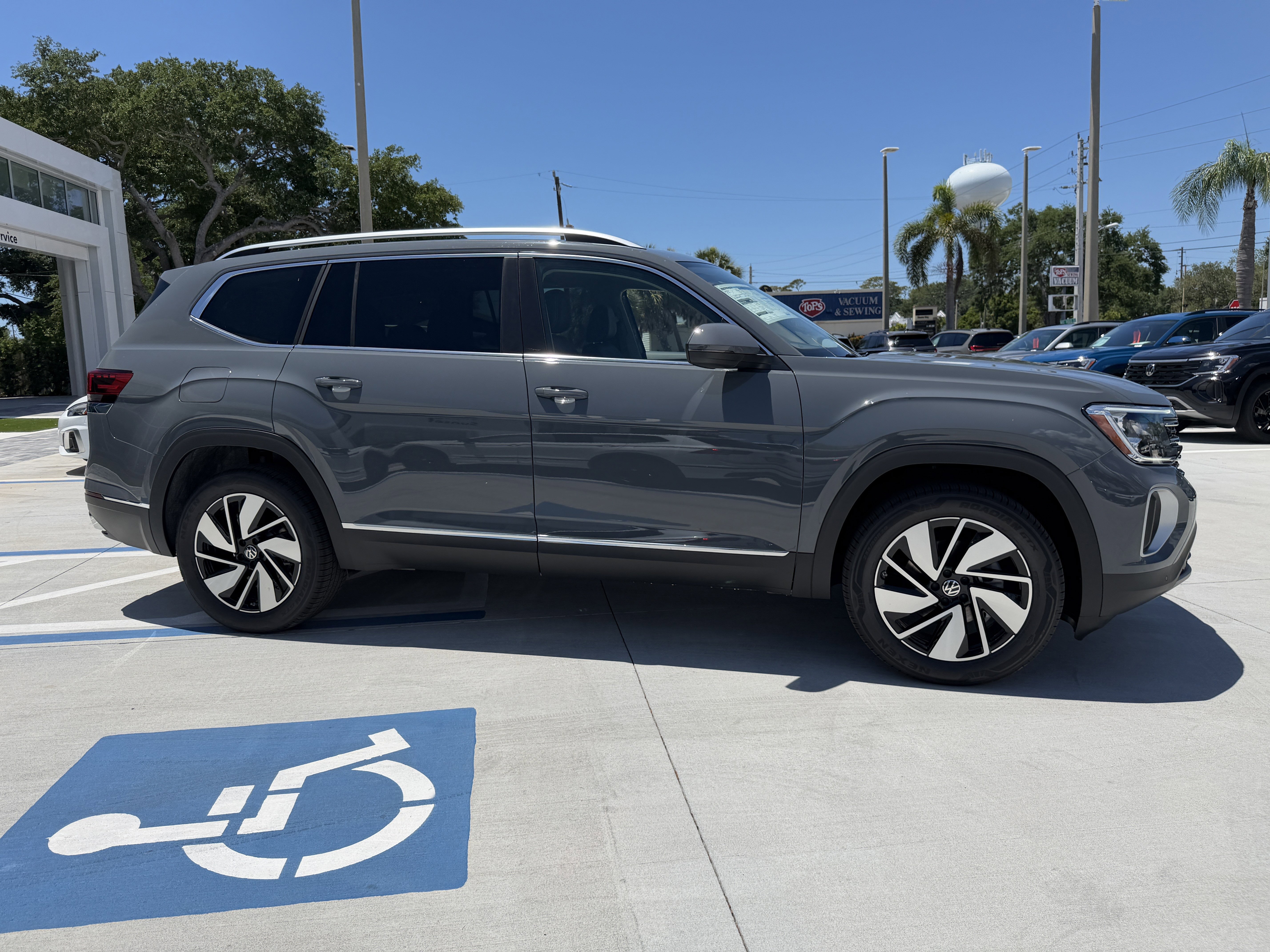 New 2026 Volkswagen Atlas SEL SUV