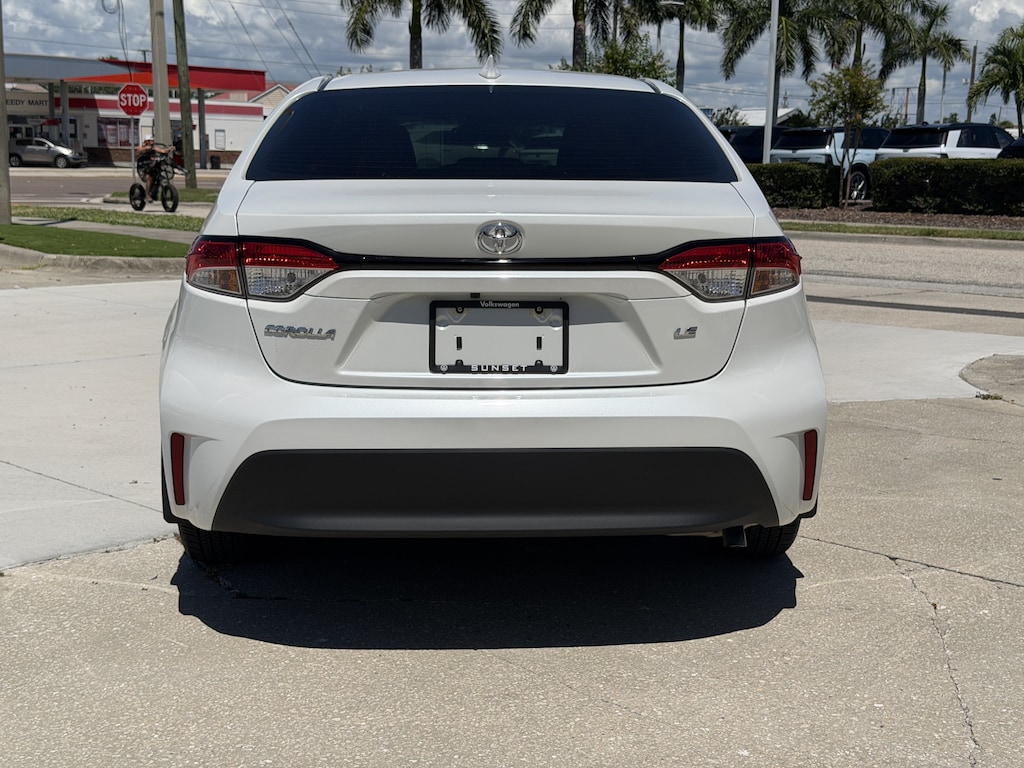 Used 2025 Toyota Corolla LE Sedan