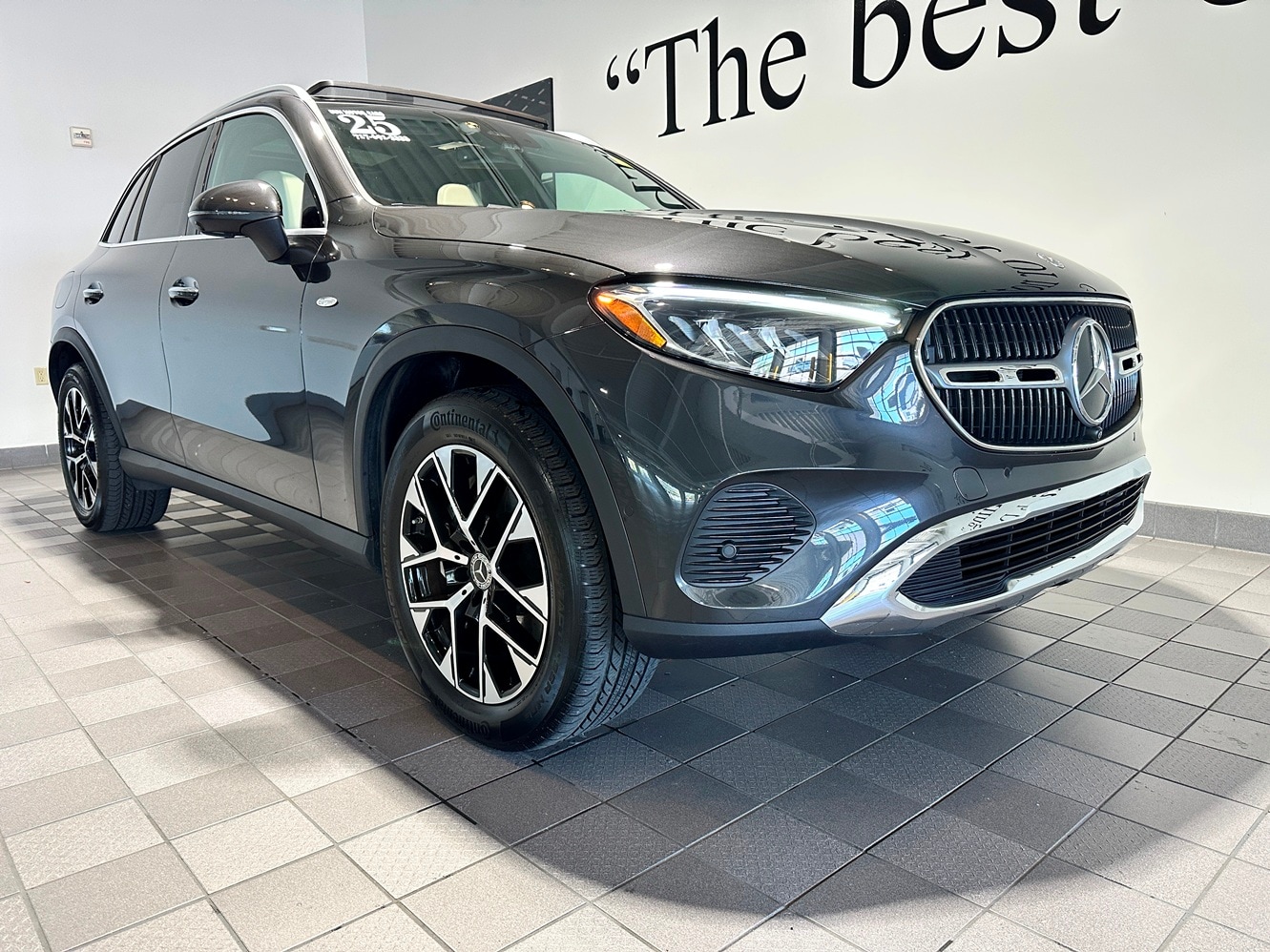 2025 Mercedes-Benz GLC