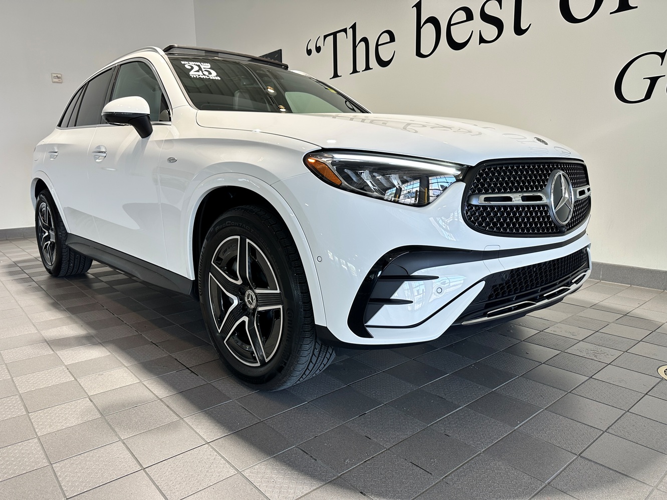 2025 Mercedes-Benz GLC