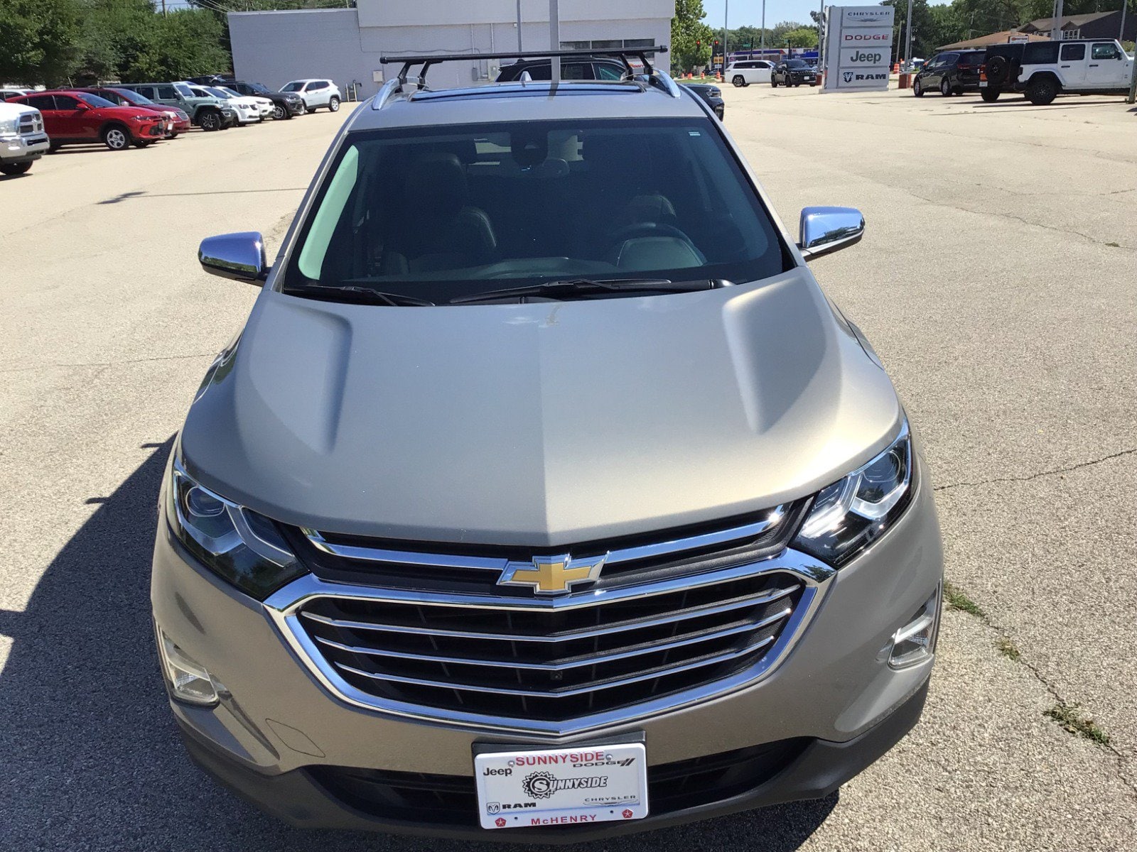 Used 2018 Chevrolet Equinox Premier with VIN 3GNAXWEX0JS565696 for sale in McHenry, IL