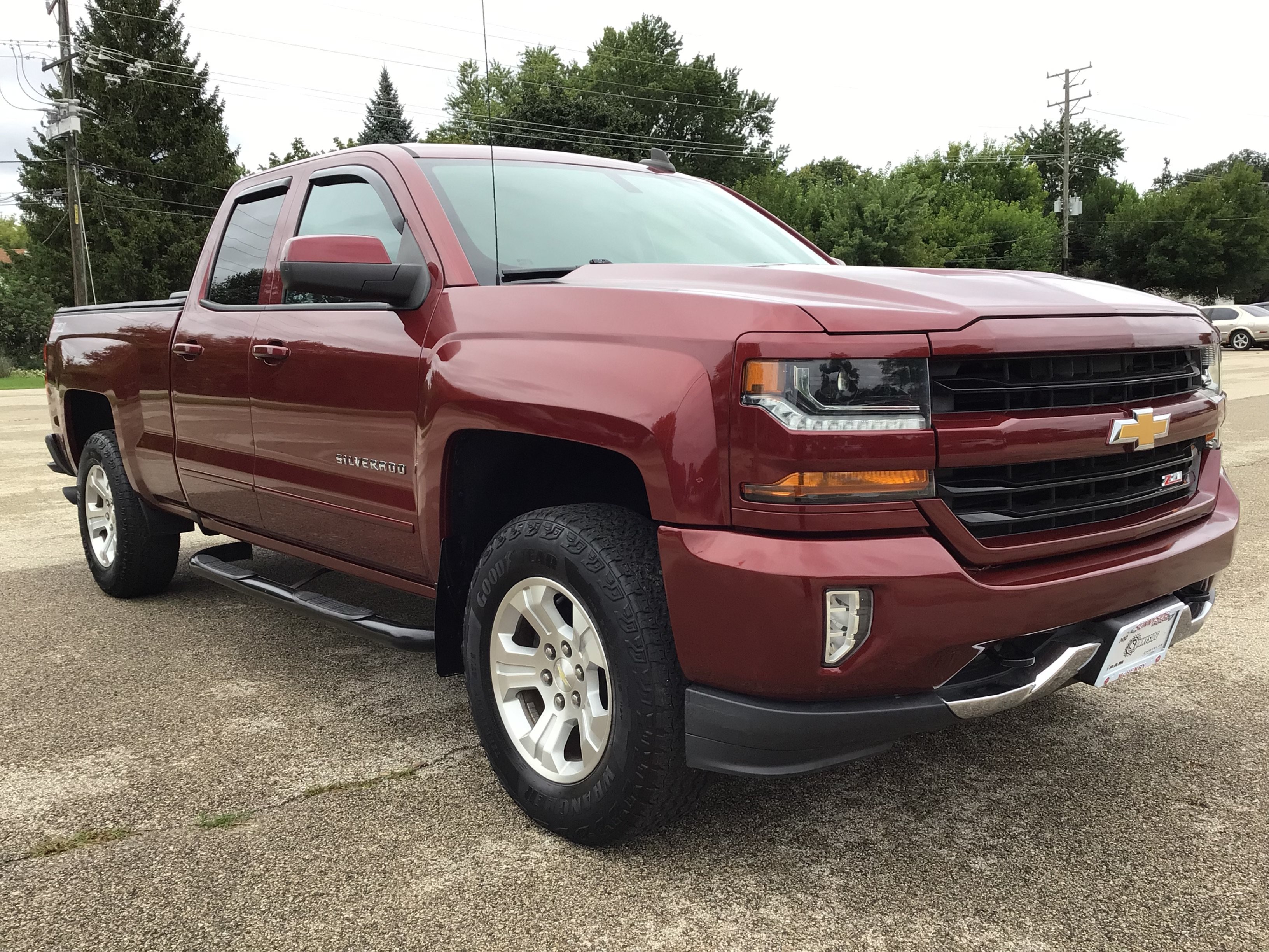 Used 2017 Chevrolet Silverado 1500 LT Z71 4x4 Truck Double Cab