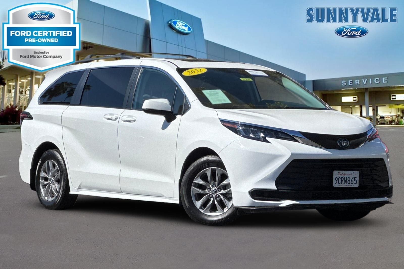 2022 Toyota Sienna LE