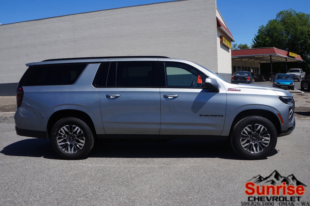 Used 2025 Chevrolet Suburban Z71 4WD Z71