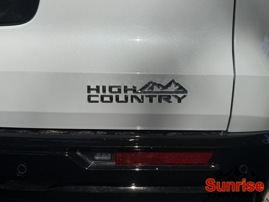 New 2026 Chevrolet Traverse High Country SUV