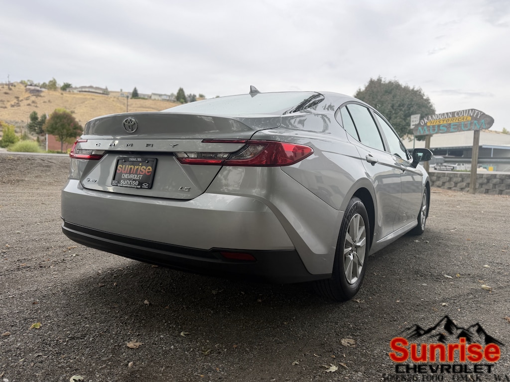 Used 2025 Toyota Camry Hybrid LE LE