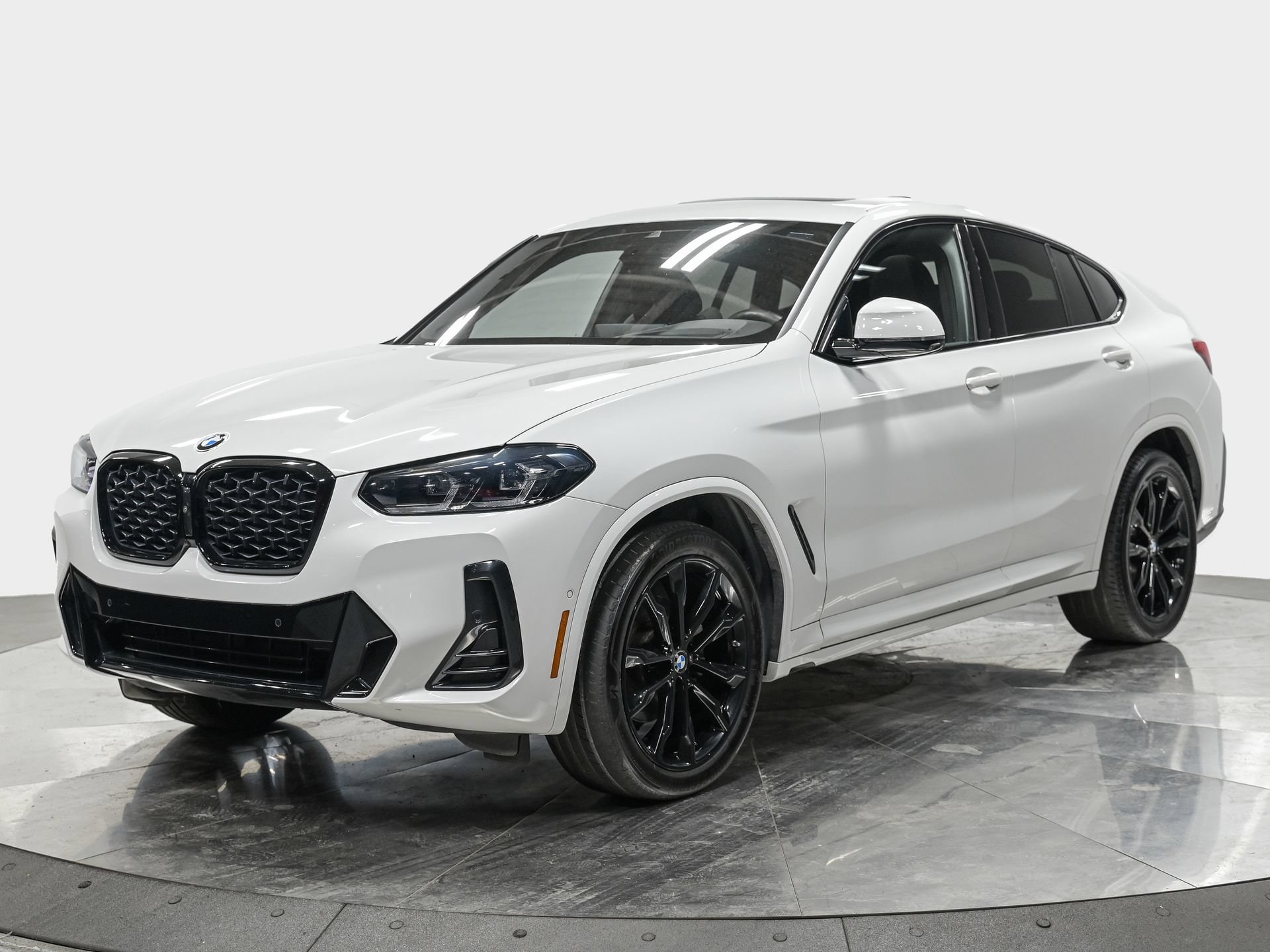 2025 BMW X4