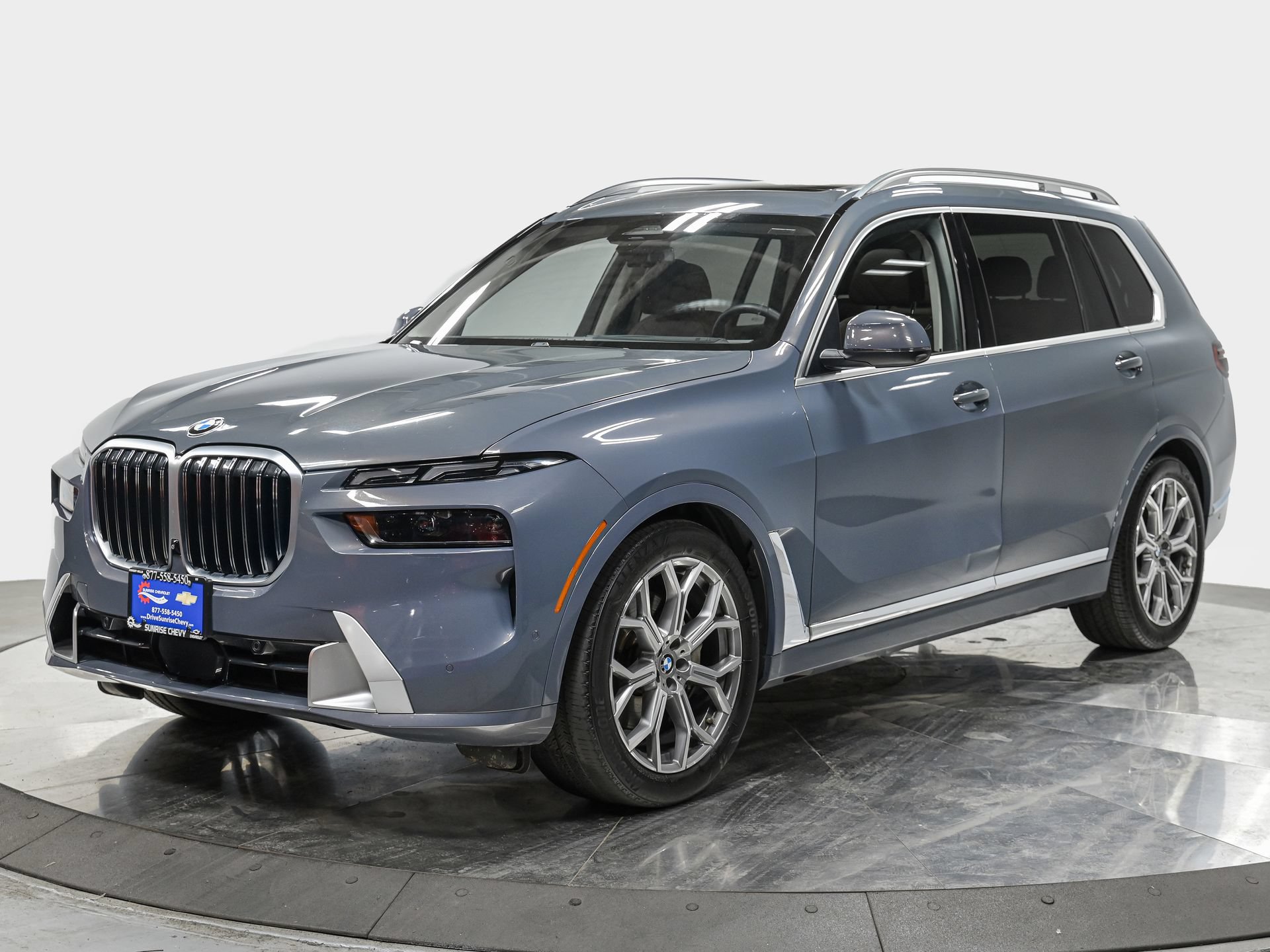 2023 BMW X7
