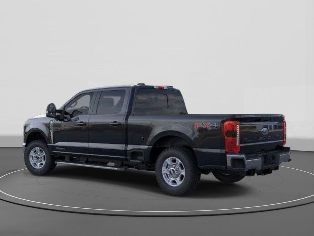 New 2026 Ford F-250 XLT Truck Crew Cab