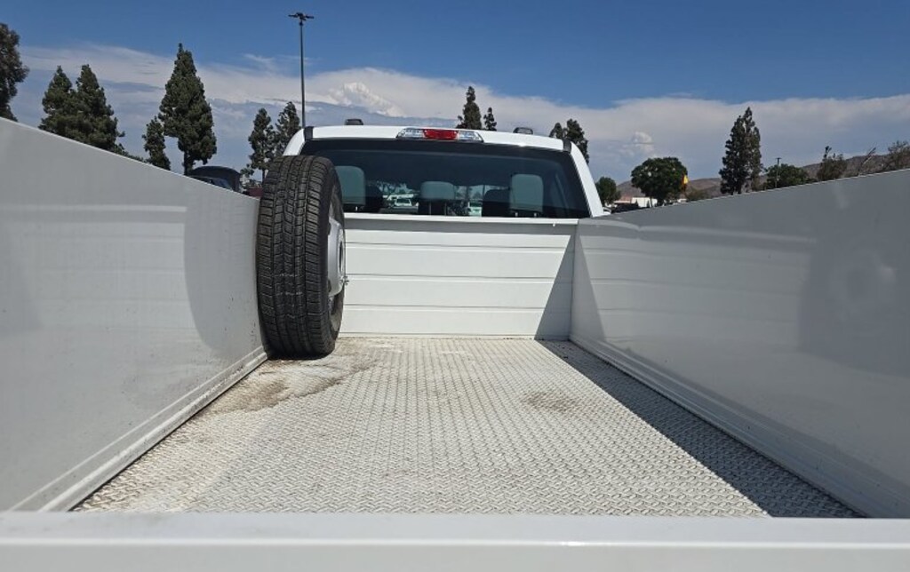 Used 2025 Ford F-350 Chassis Truck Super Cab