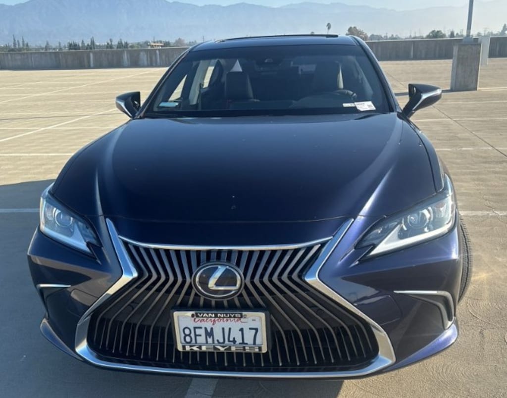 Certified 2019 Lexus ES 300h Premium Sedan