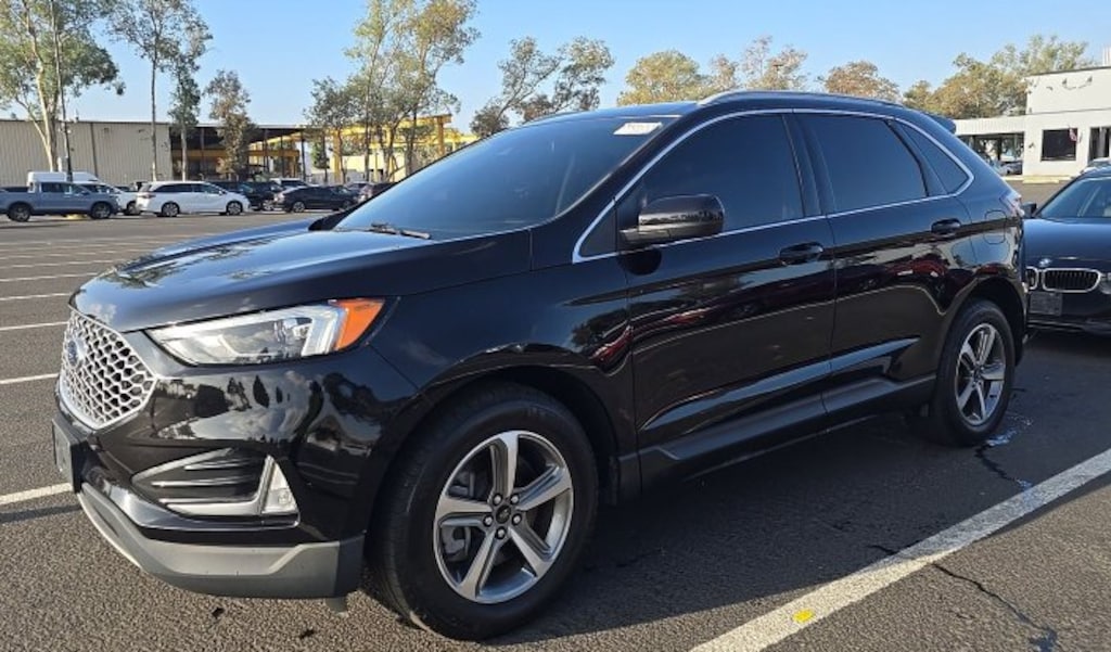 Certified 2024 Ford Edge SUV