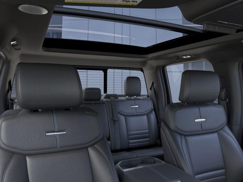 2026 Ford F-350 Super Duty Platinum - Photo 22