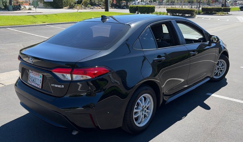 Used 2022 Toyota Corolla Hybrid LE Sedan