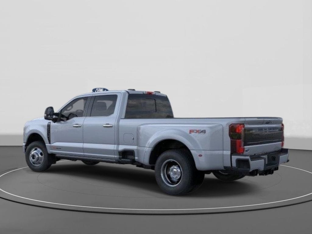 New 2026 Ford F-350 Platinum Truck Crew Cab