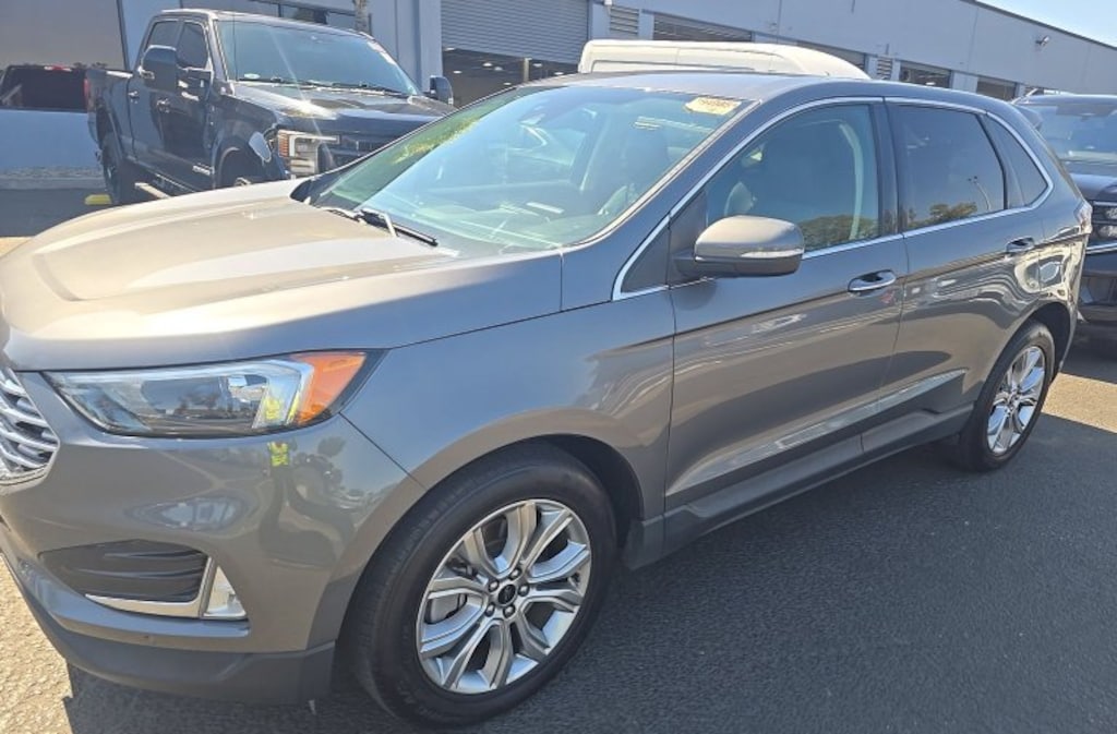 Certified 2023 Ford Edge Titanium SUV