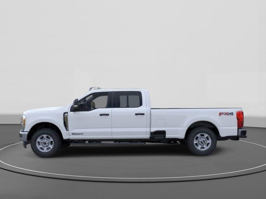 New 2026 Ford F-250 XLT Truck Crew Cab