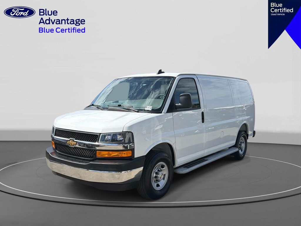 2025 Chevrolet Express Cargo