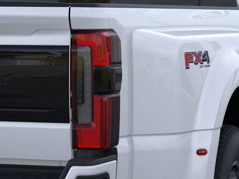 2026 Ford F-350 Super Duty Platinum - Photo 21