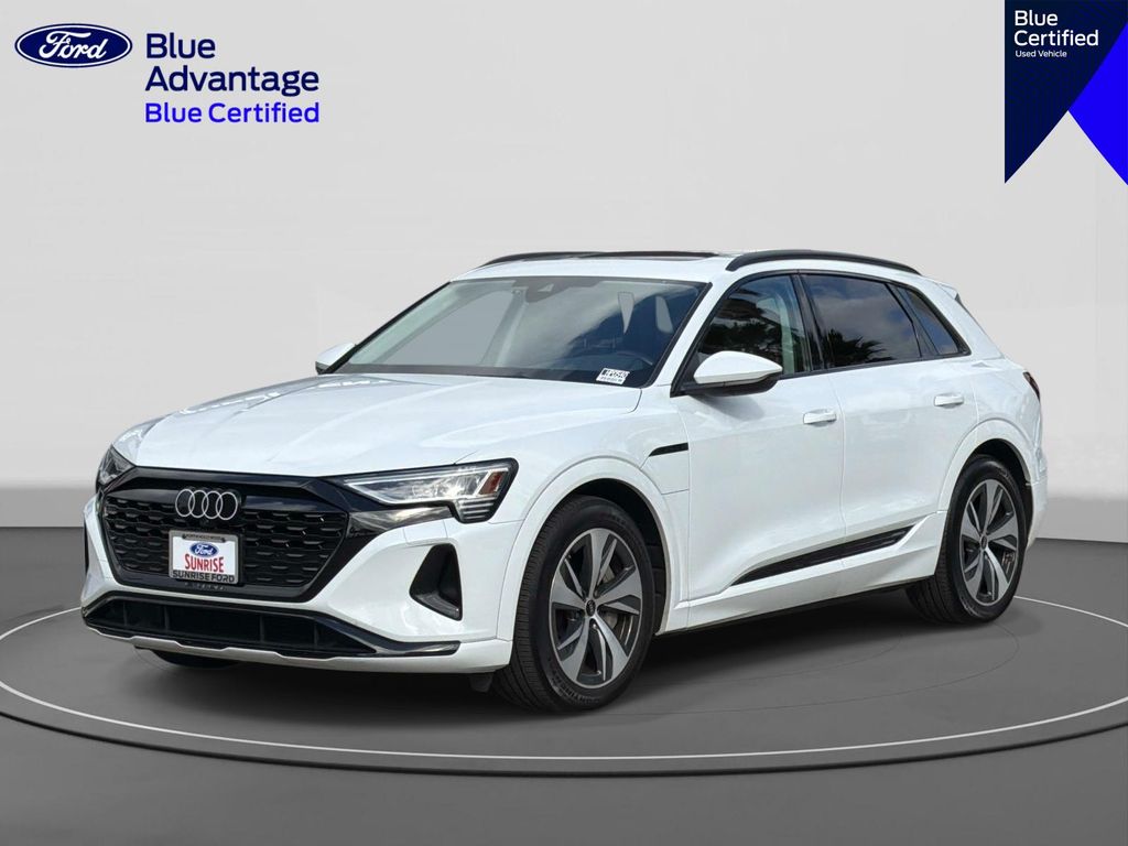 2024 Audi Q8 e-tron