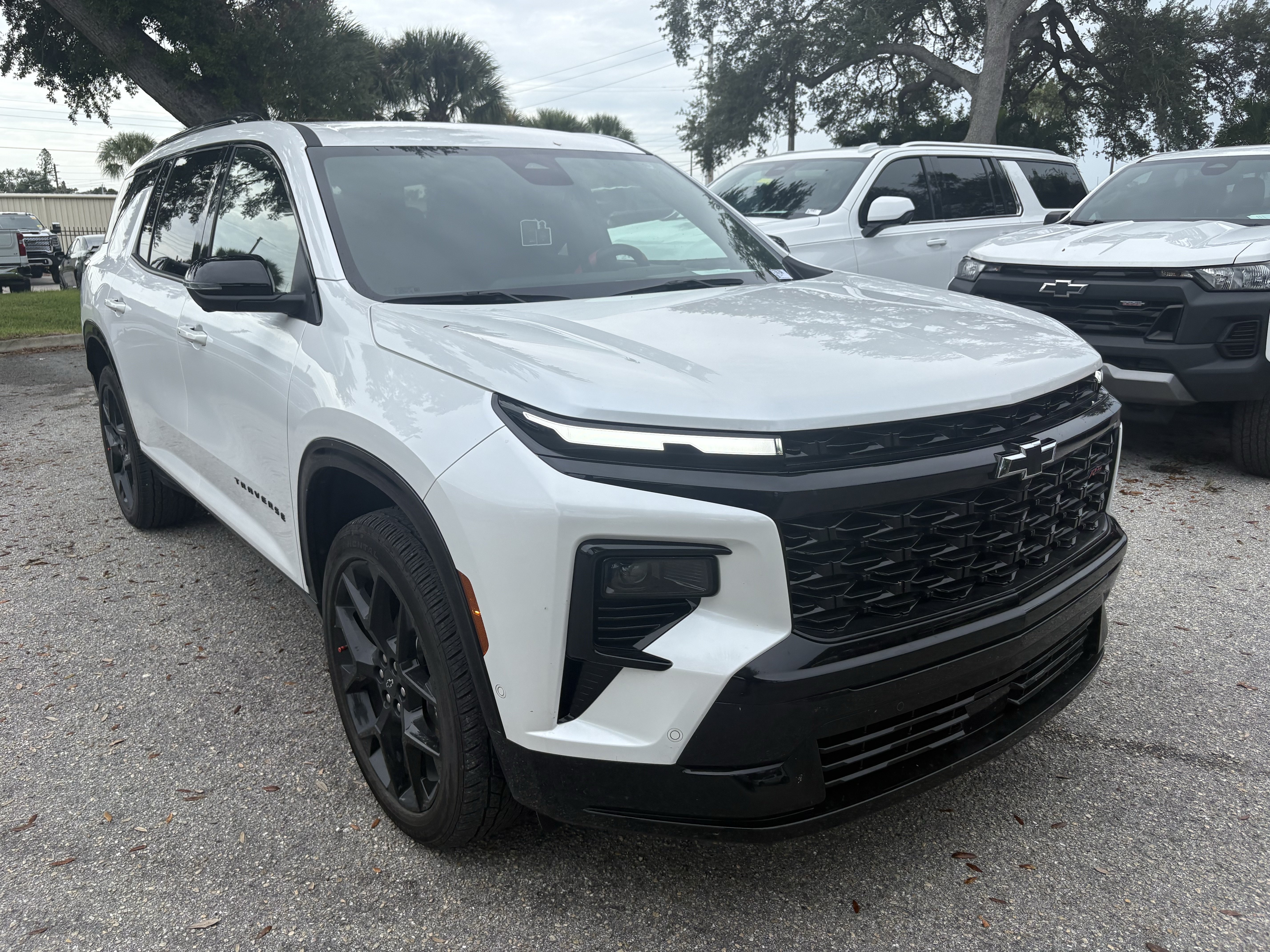 Used 2025 Chevrolet Traverse RS SUV
