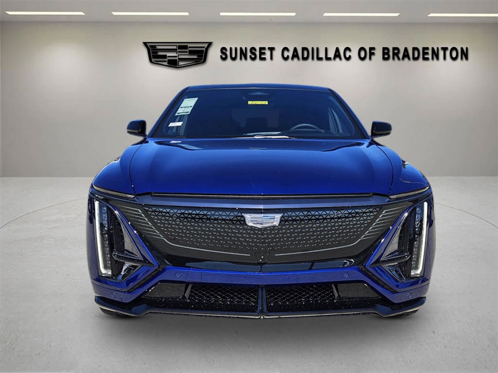 2026 Cadillac LYRIQ V - Photo 2