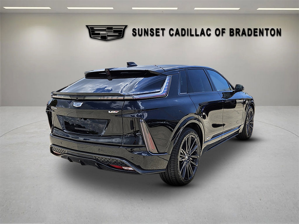 2026 Cadillac LYRIQ V Premium - Photo 7