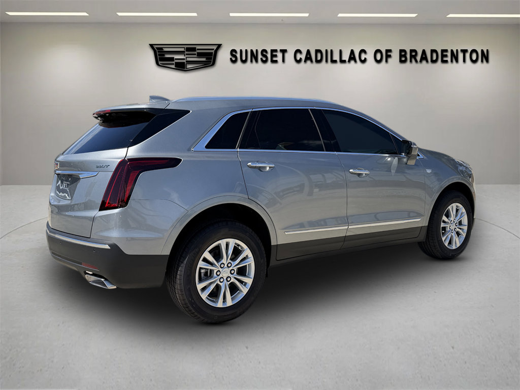 New 2026 CADILLAC XT5 Luxury SUV