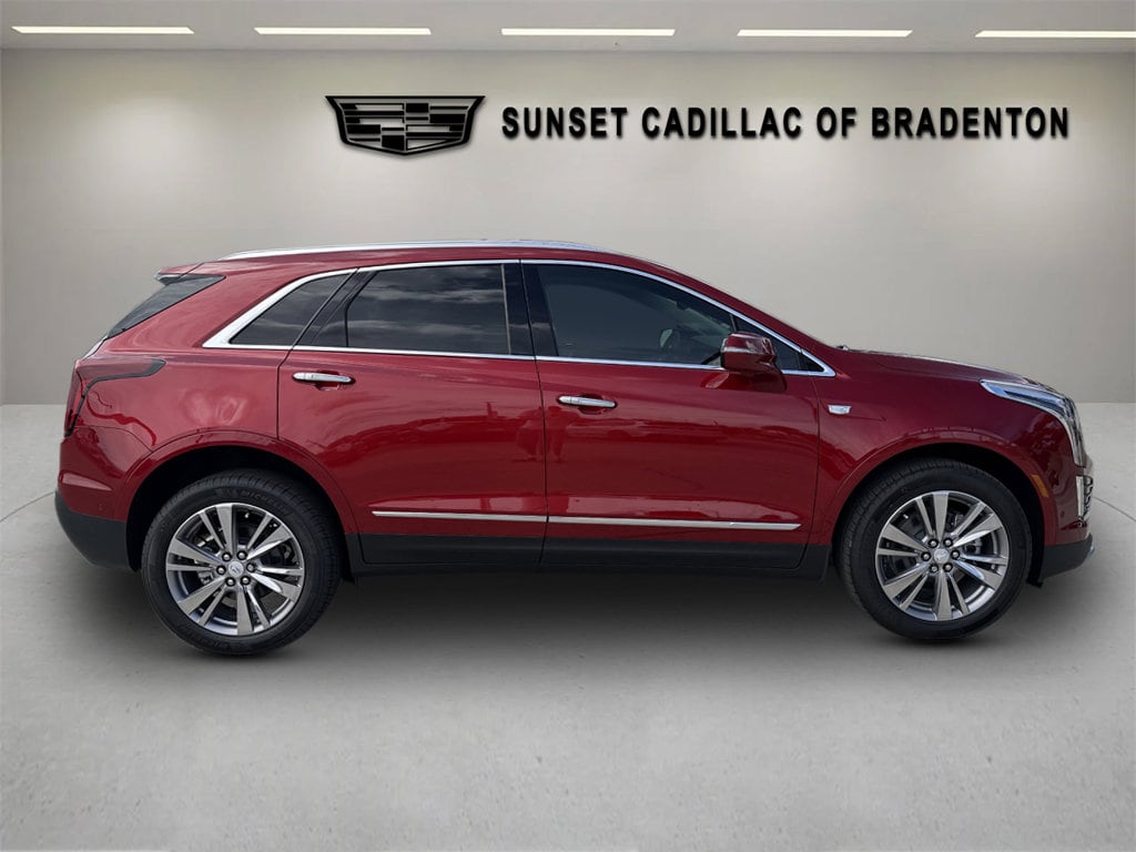 New 2026 CADILLAC XT5 Premium Luxury SUV