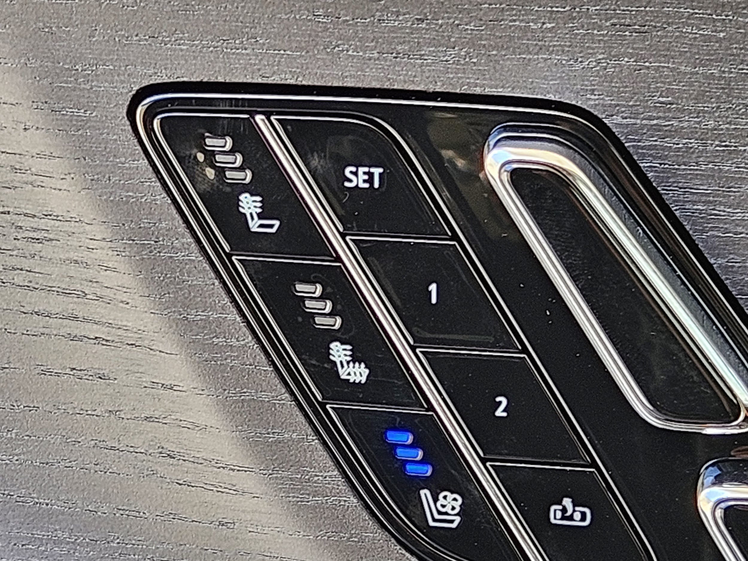 2026 Cadillac LYRIQ V Premium - Photo 29