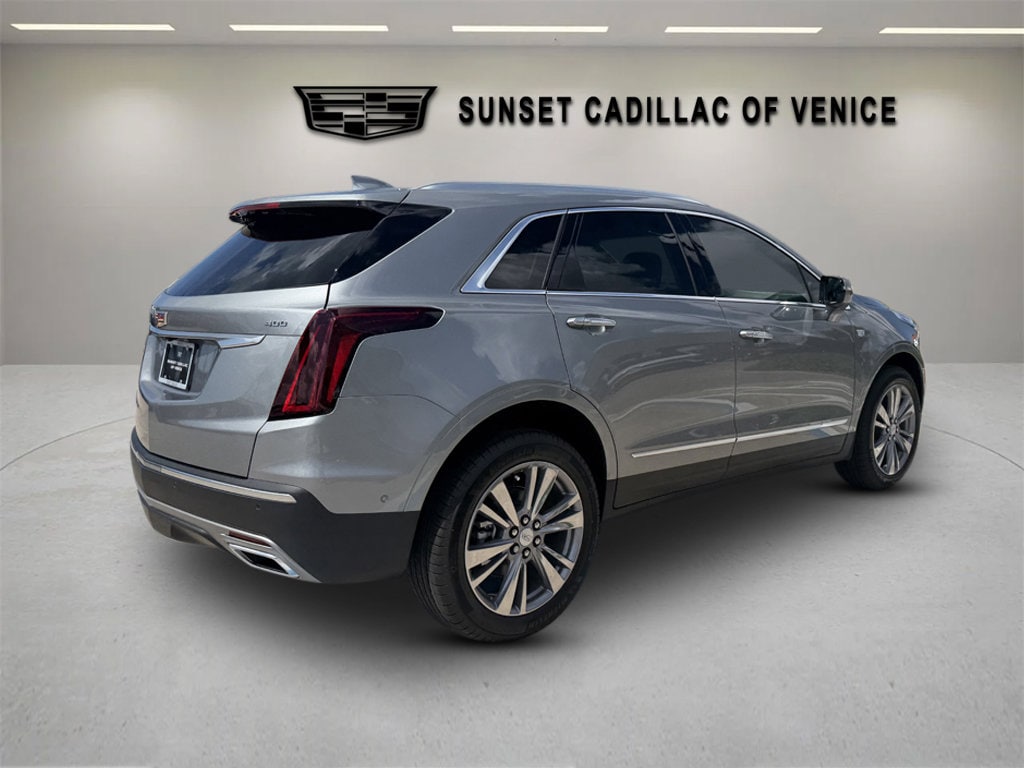 New 2026 CADILLAC XT5 Premium Luxury SUV