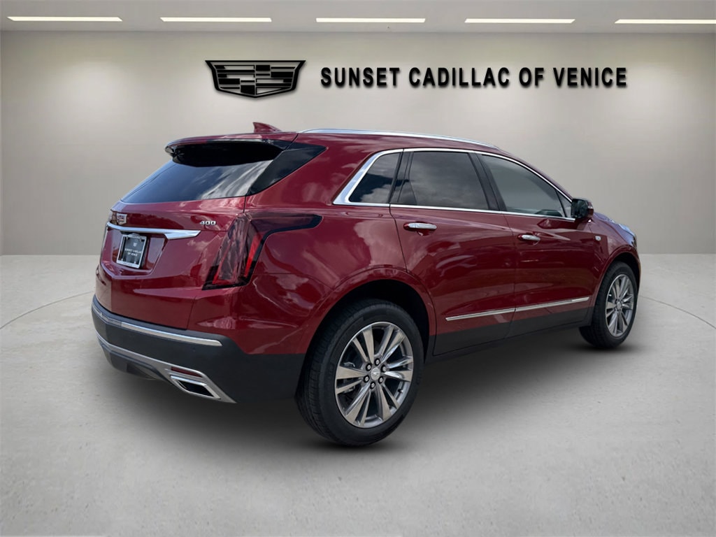 New 2026 CADILLAC XT5 Premium Luxury SUV