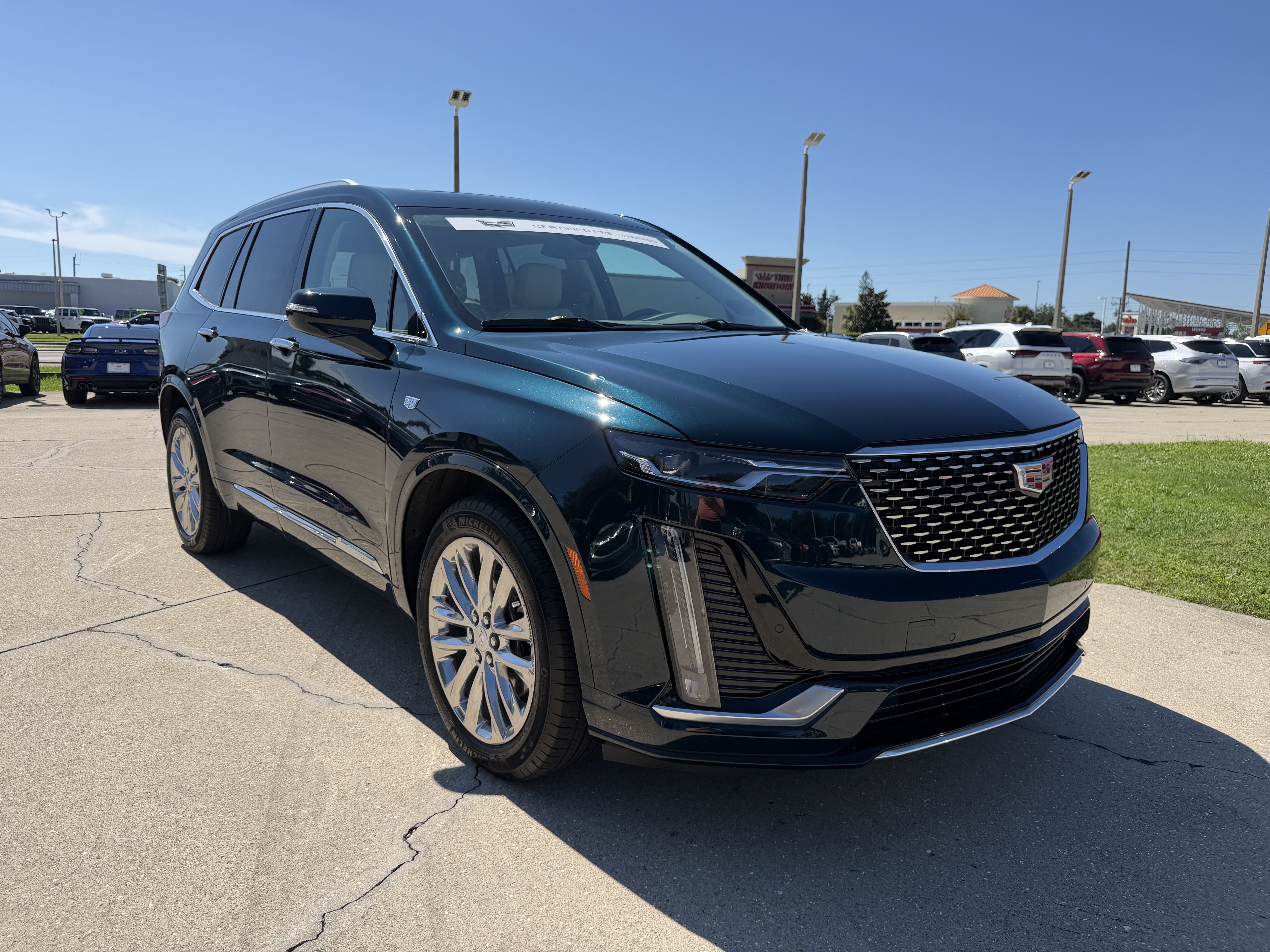  CADILLAC XT6