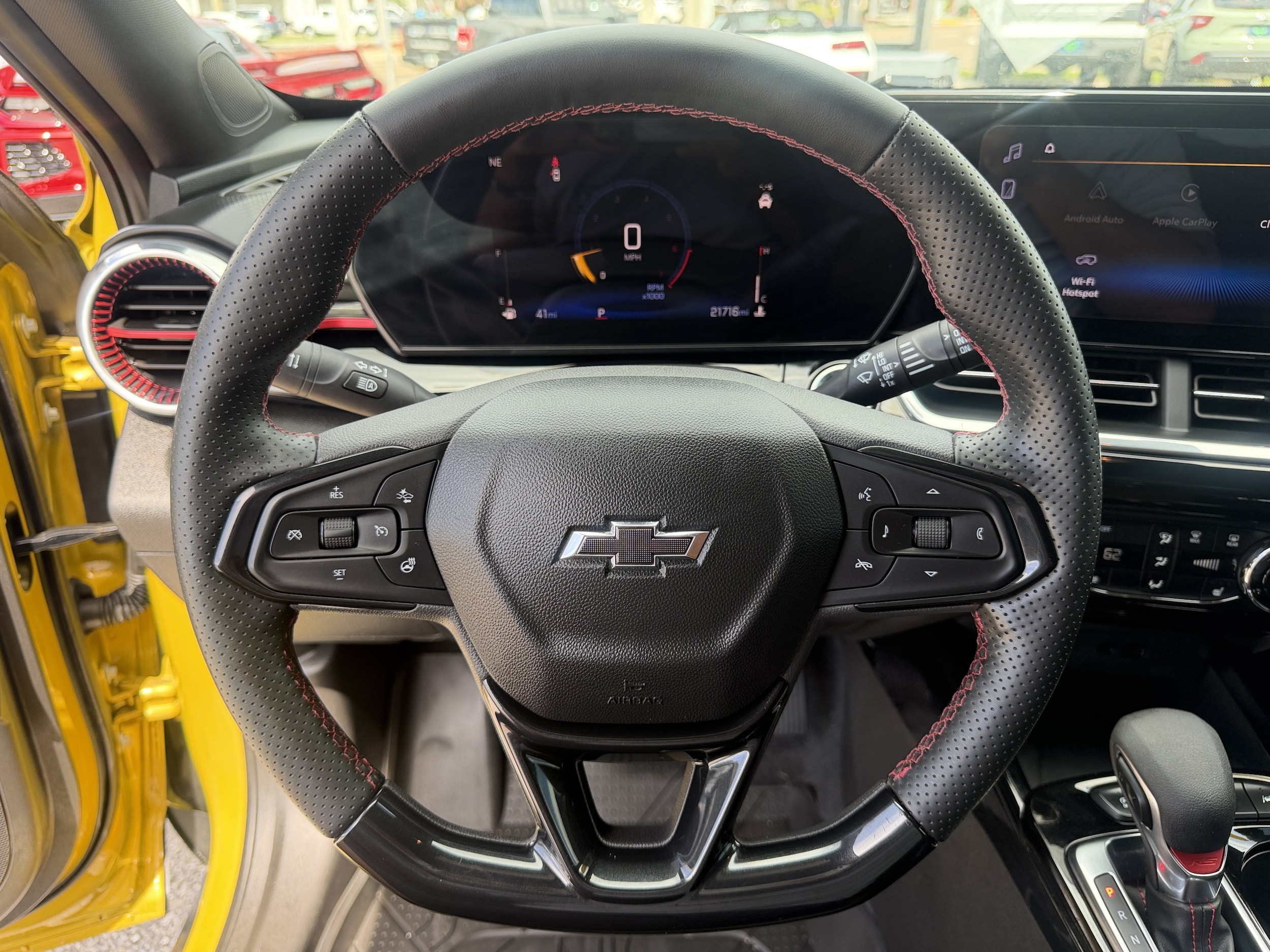 2024 Chevrolet Trax RS - Photo 30