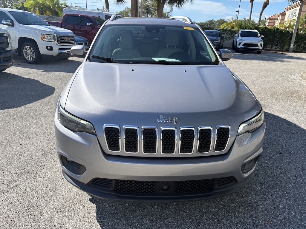 Used 2021 Jeep Cherokee Latitude Lux FWD SUV