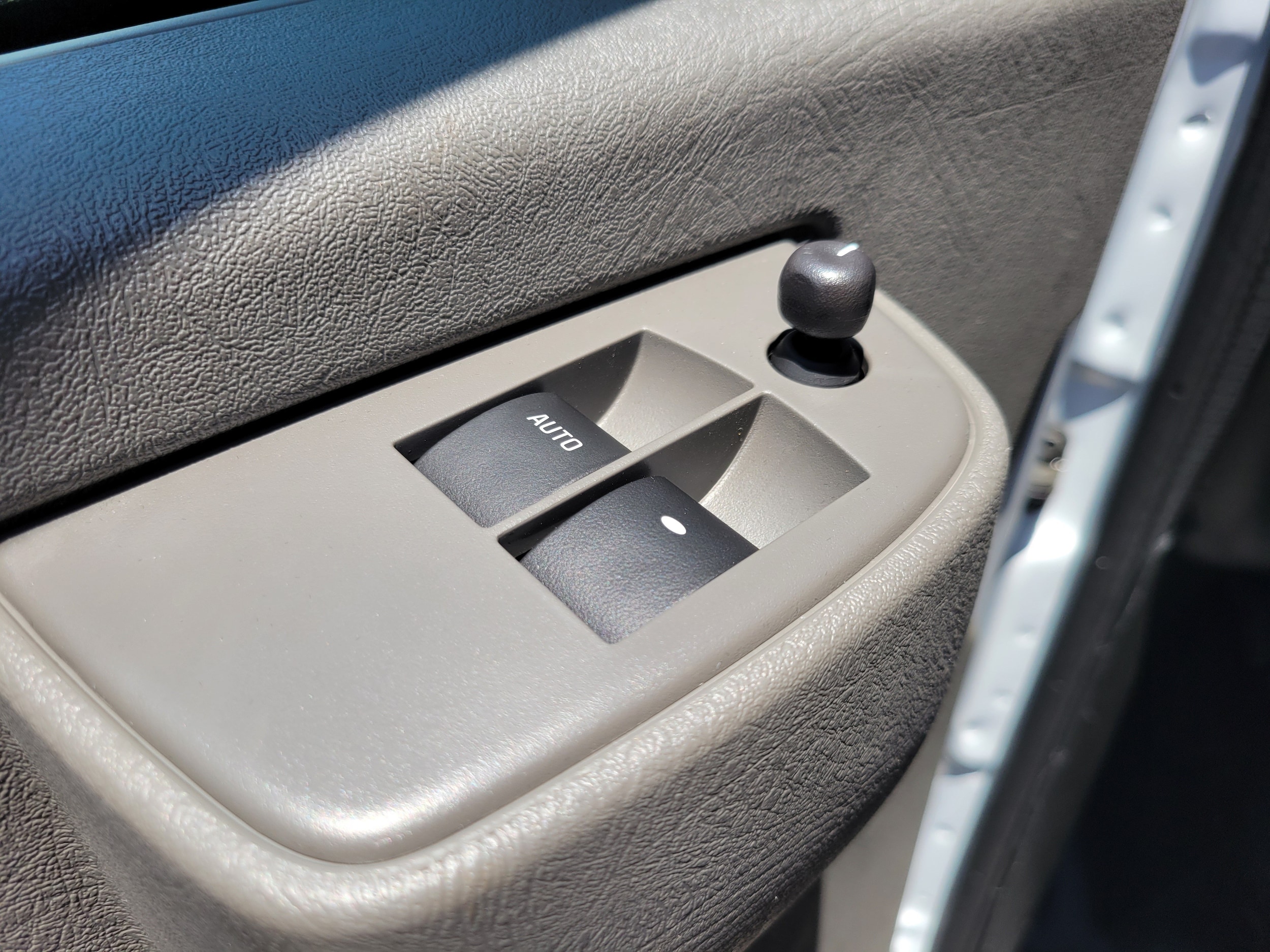 2025 Chevrolet Express Cargo Work Van - Photo 13