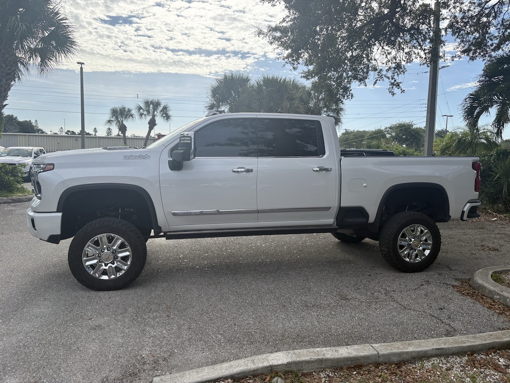 Used 2024 Chevrolet Silverado 2500 HD High Country Truck