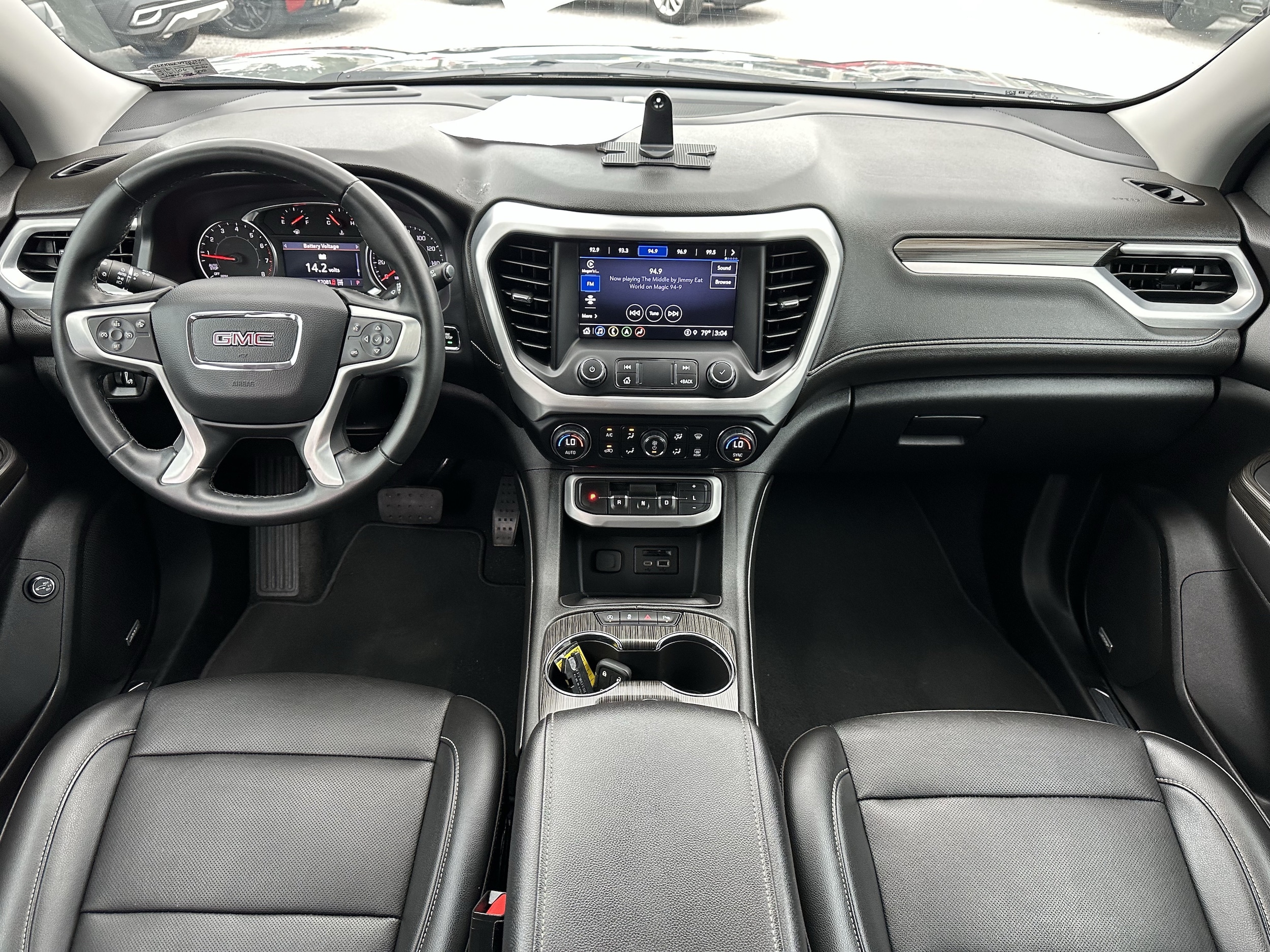 2023 GMC Acadia SLT - Photo 12