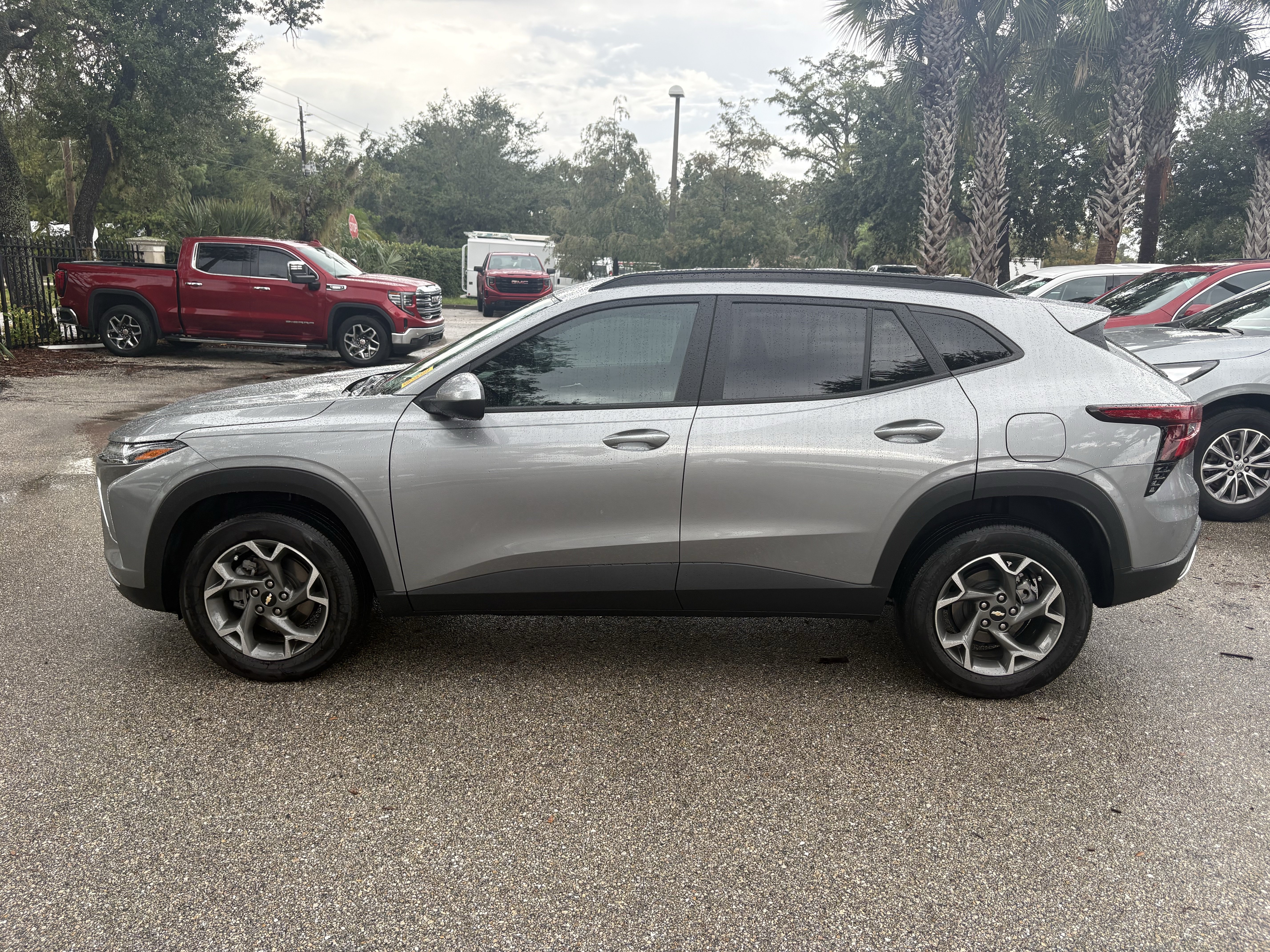Used 2025 Chevrolet Trax LT SUV