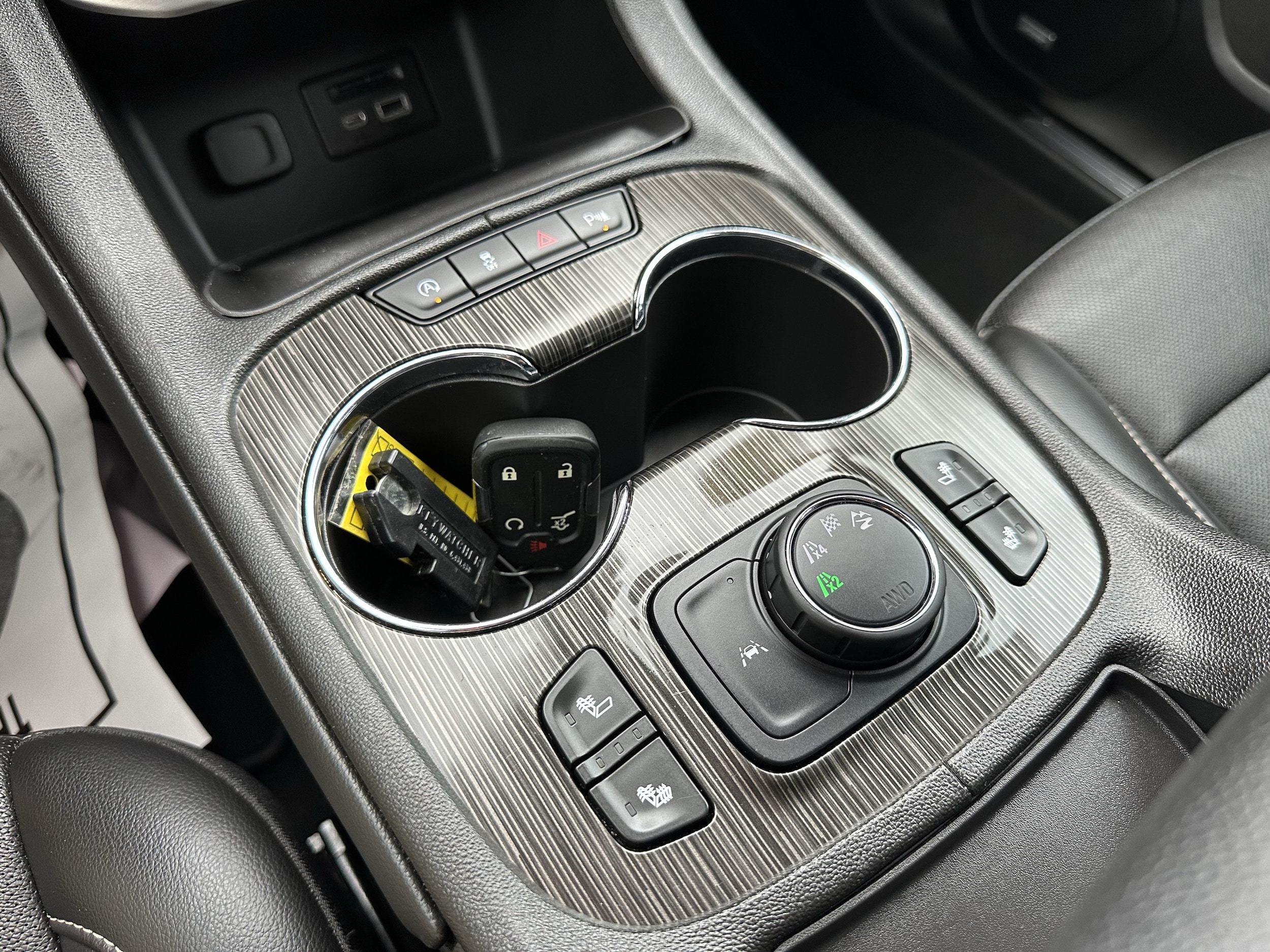 2023 GMC Acadia SLT - Photo 26