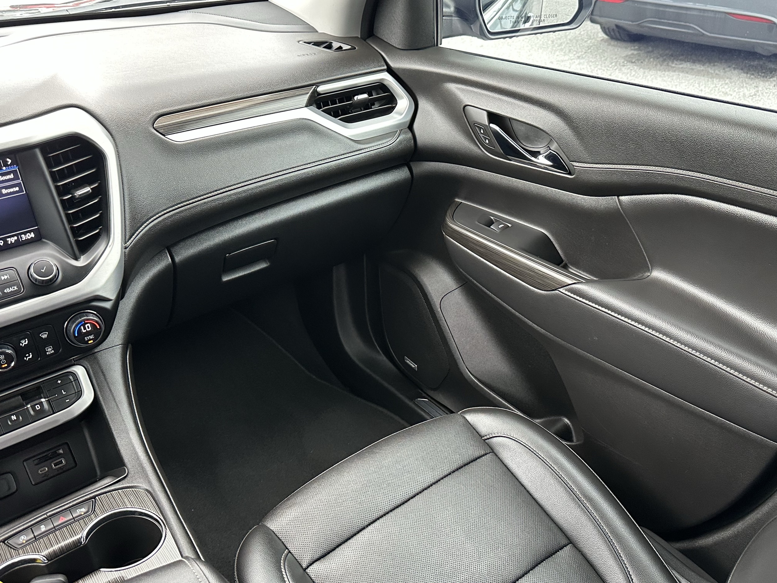 2023 GMC Acadia SLT - Photo 15