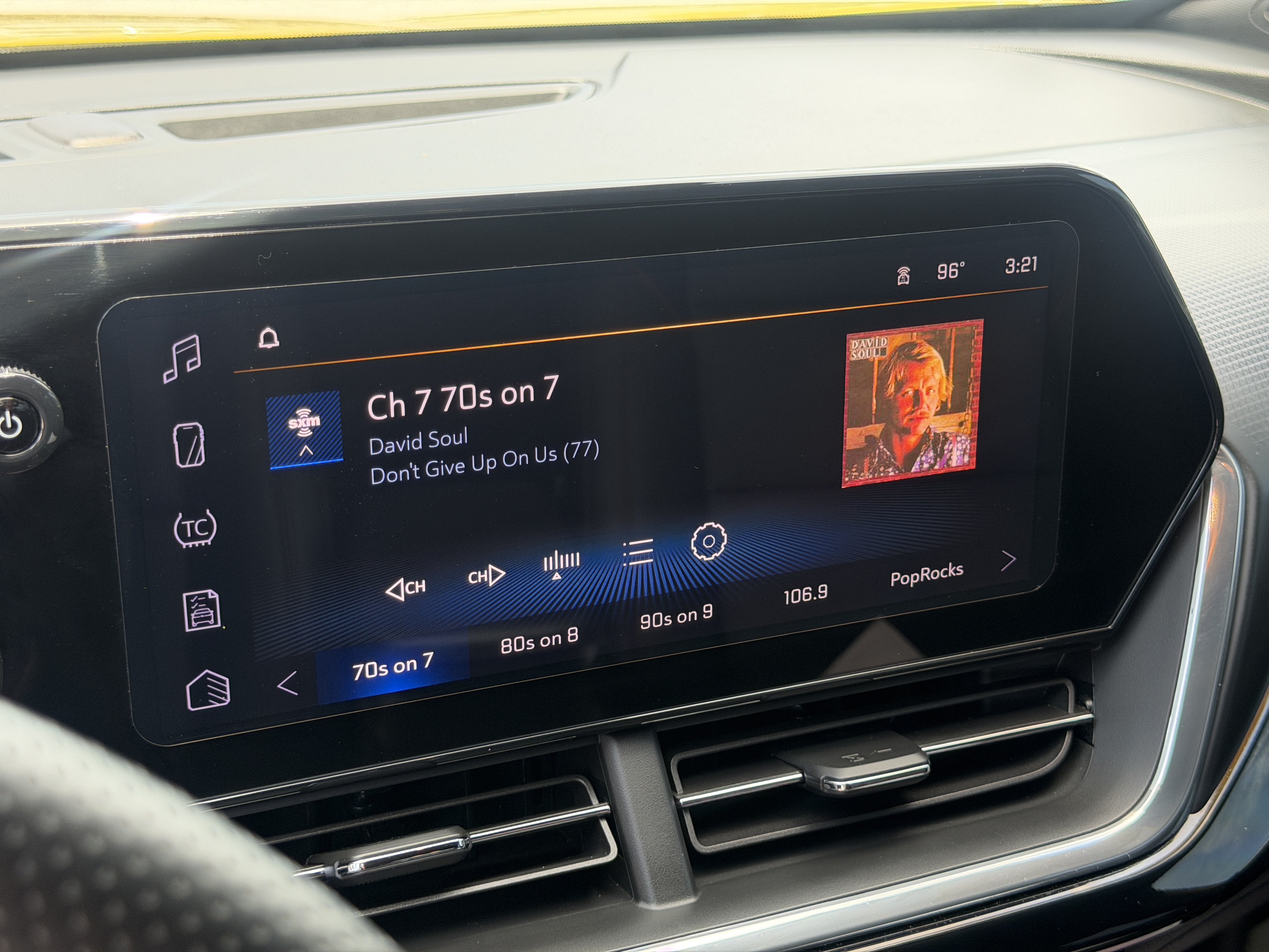 2024 Chevrolet Trax RS - Photo 23