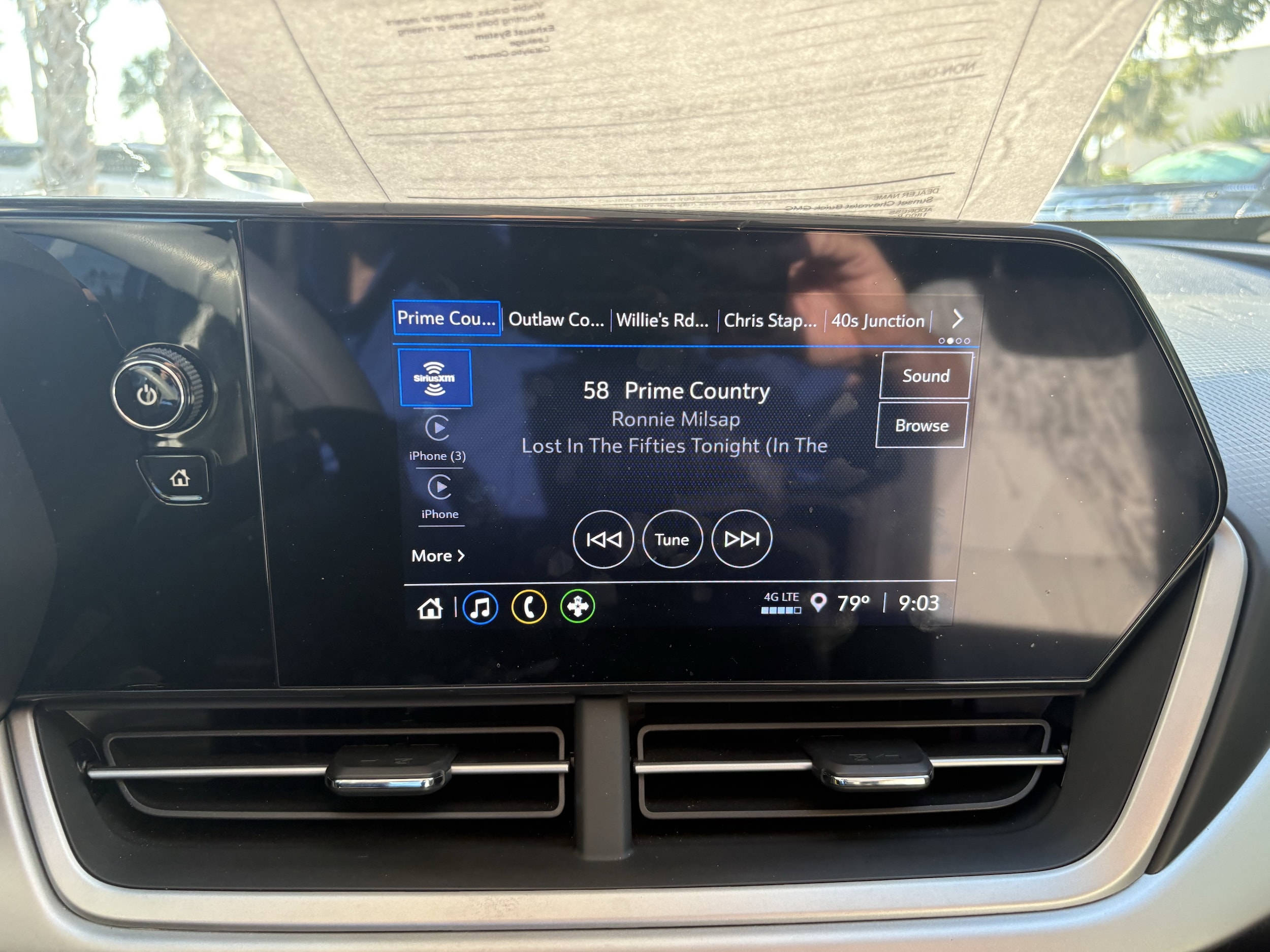 2024 Chevrolet Trax LS - Photo 12