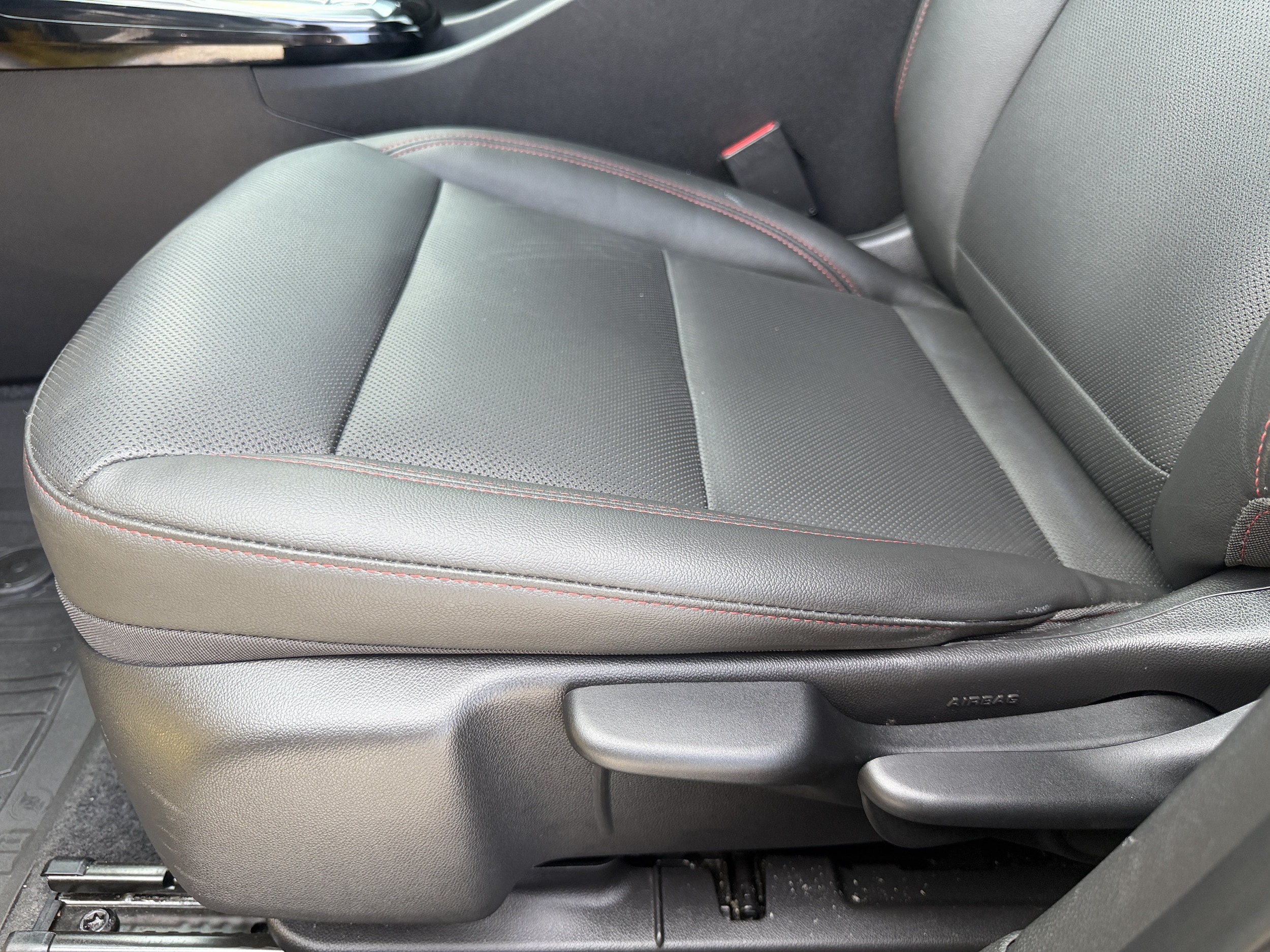 2024 Chevrolet Trax RS - Photo 20