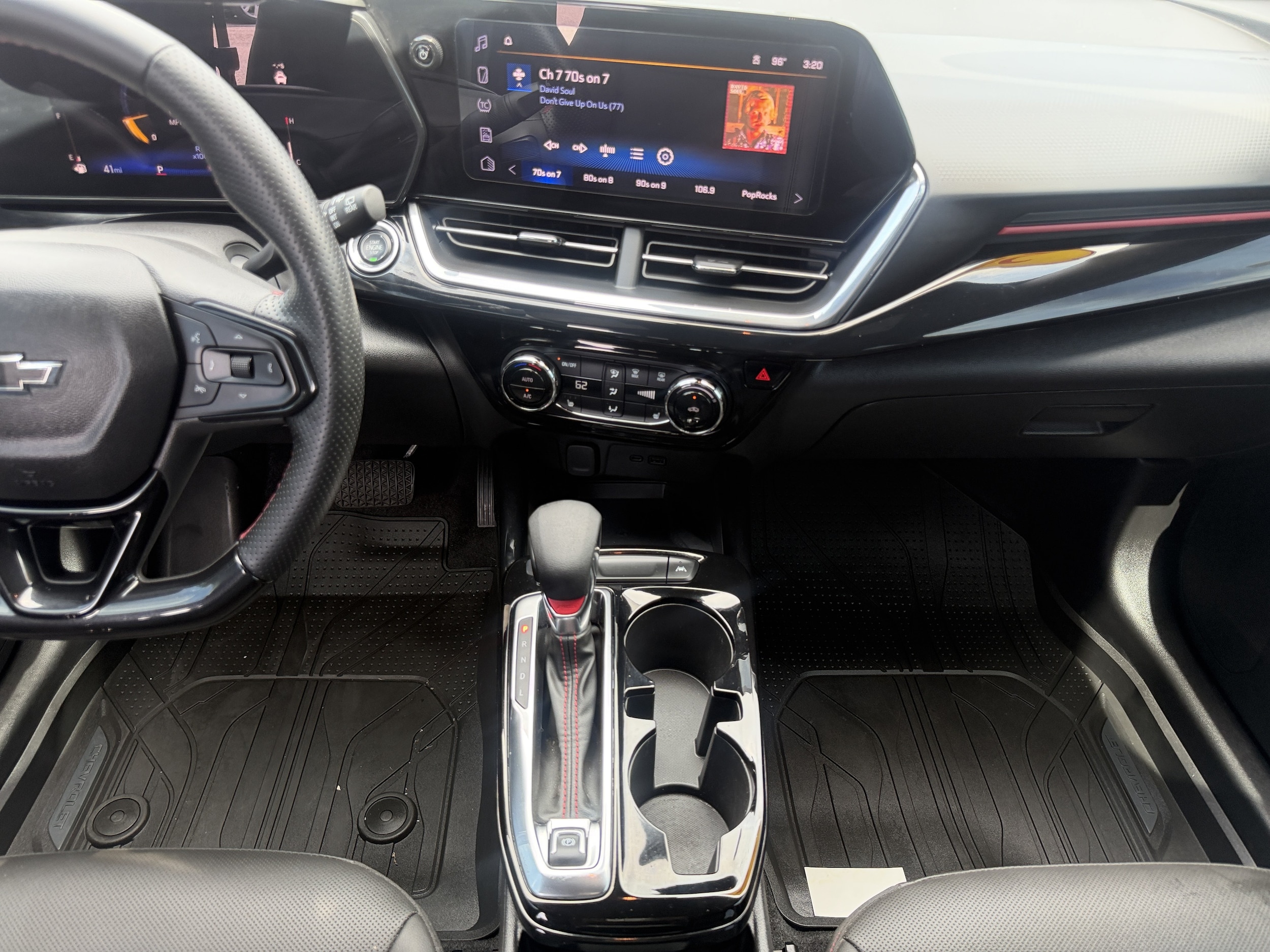 2024 Chevrolet Trax RS - Photo 15