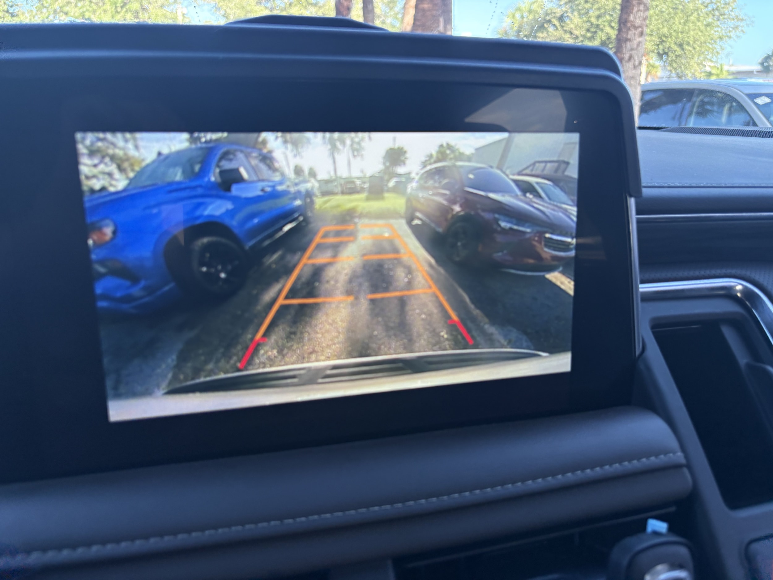 2023 GMC Yukon XL SLT - Photo 11